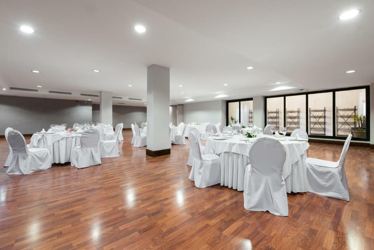 Exe Agora Caceres Hotel Eksteriør billede