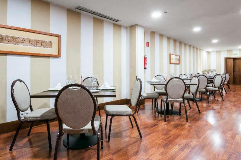 Exe Agora Caceres Hotel Eksteriør billede